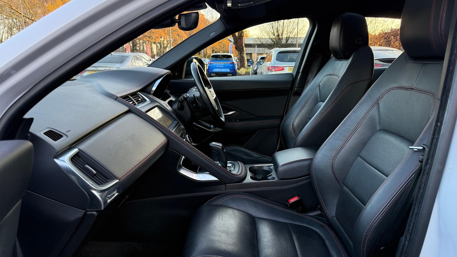 Used Jaguar E-Pace 2019 for sale - 76976060: Photo 41