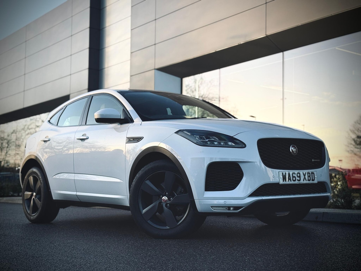 Used Jaguar E-Pace 2019 for sale - 76976060: Photo 8
