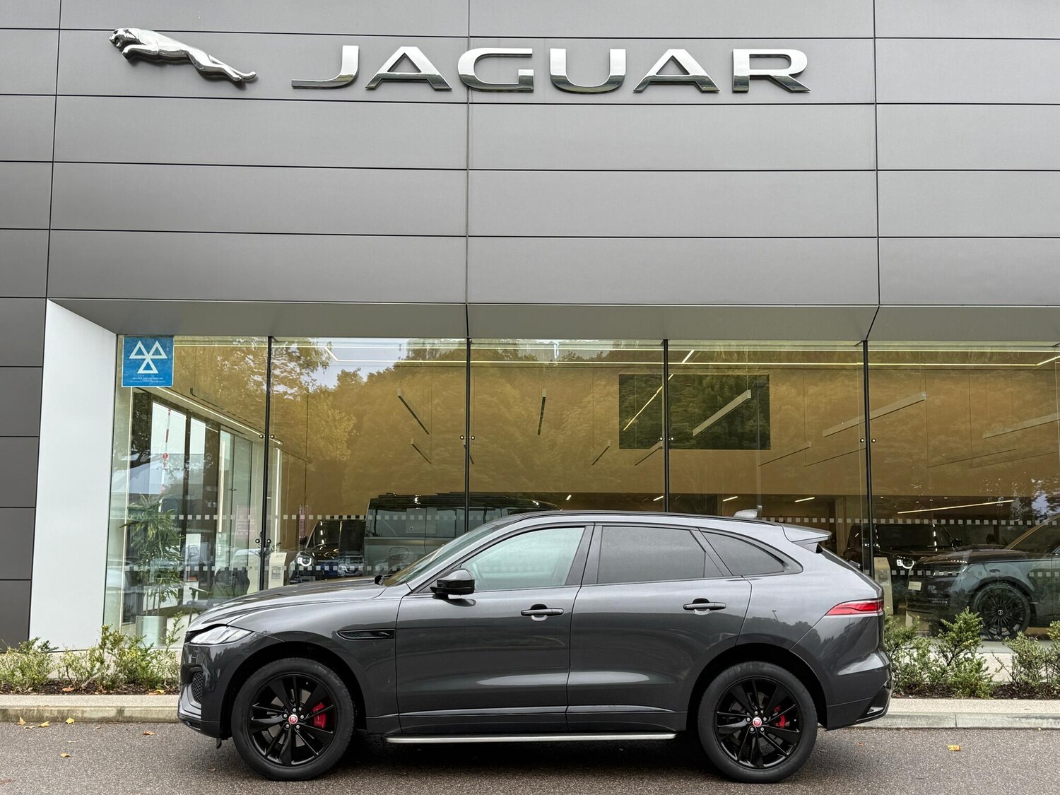Used Jaguar F-Pace 2022 for sale - 76013674: Photo 9
