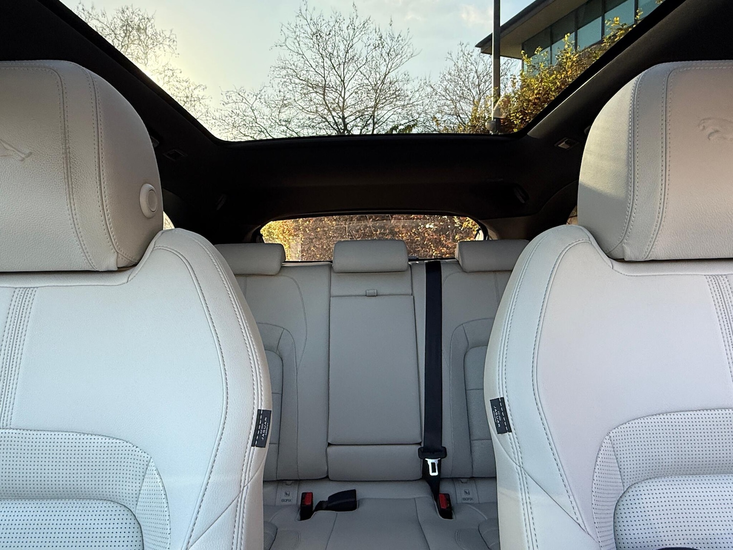 Used Jaguar F-Pace for sale - 76702147: Photo 36