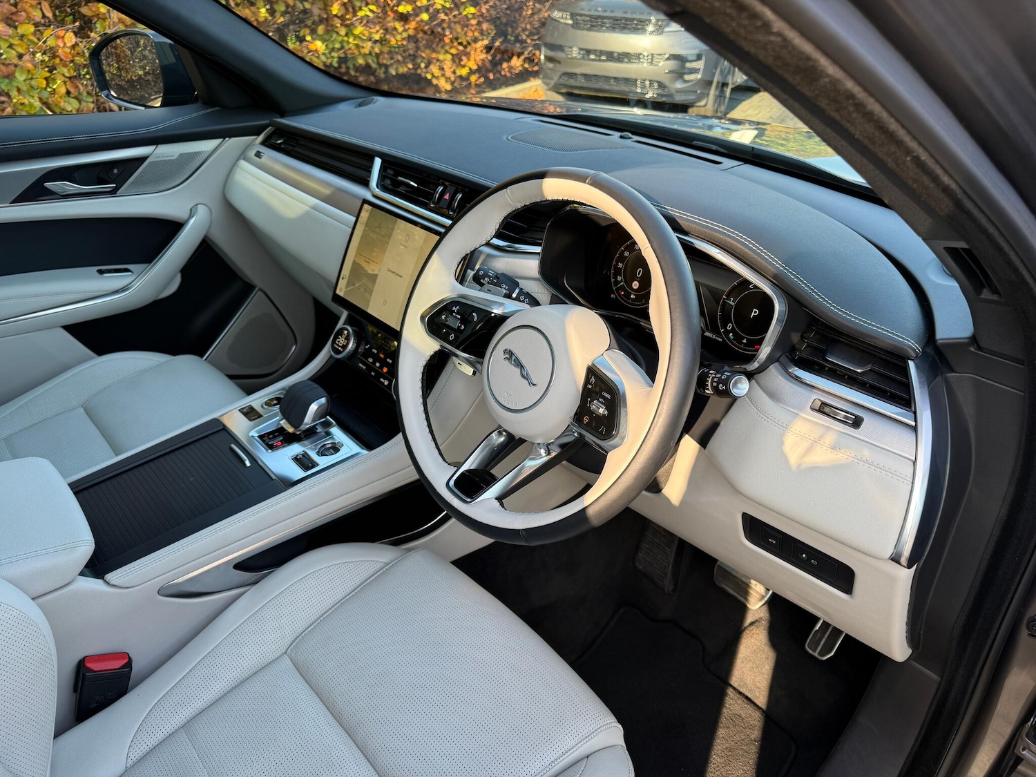 Used Jaguar F-Pace for sale - 76702147: Photo 39