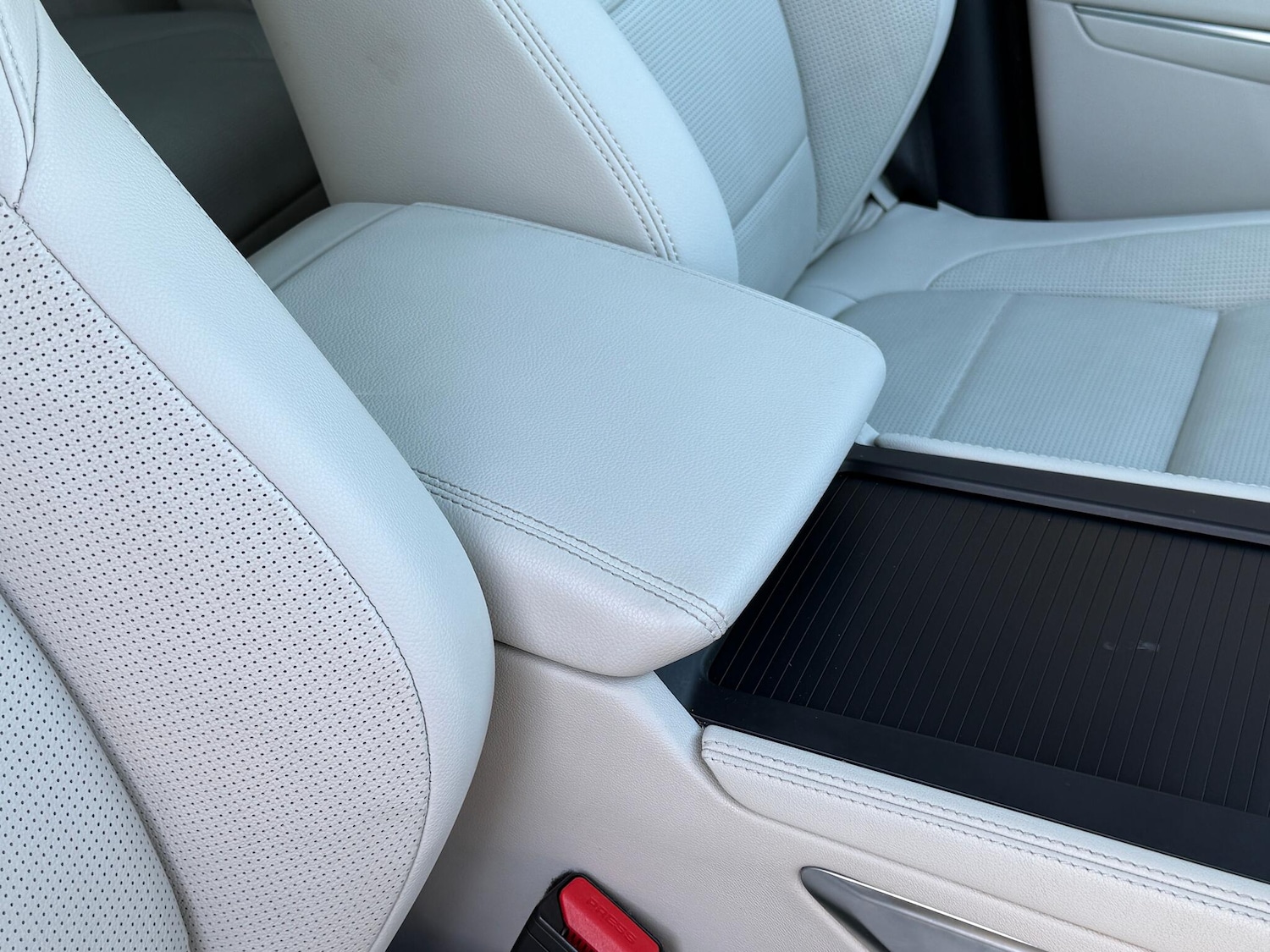 Used Jaguar F-Pace for sale - 76702147: Photo 40