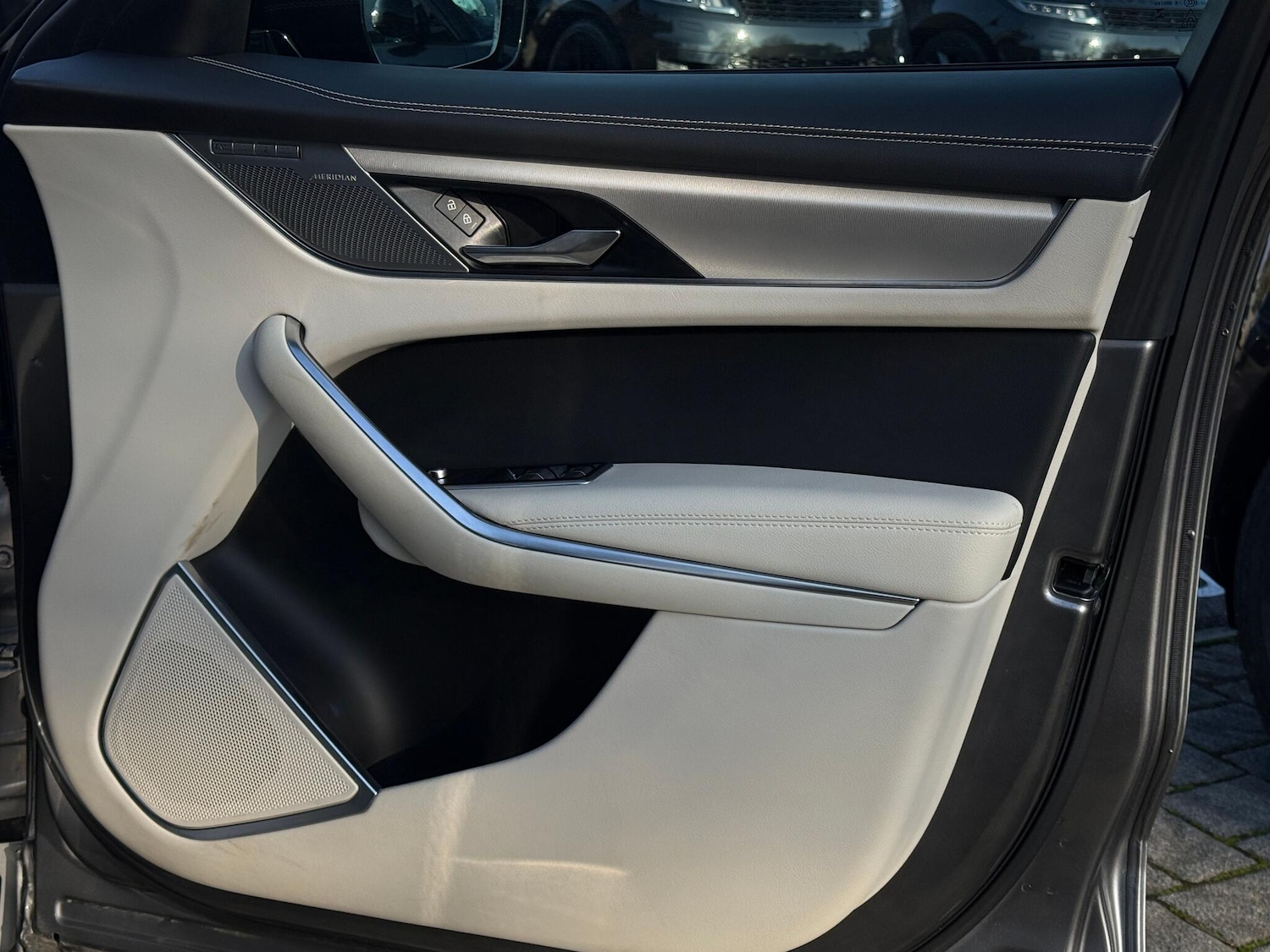 Used Jaguar F-Pace for sale - 76702147: Photo 48