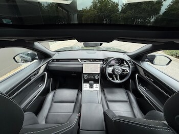 Used Jaguar F-Pace 2022 for sale - 75658117: Photo