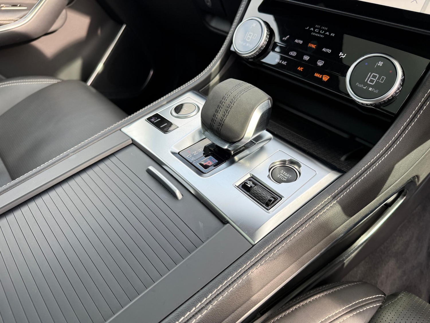 Used Jaguar F-Pace 2023 for sale - 77238451: Photo 23