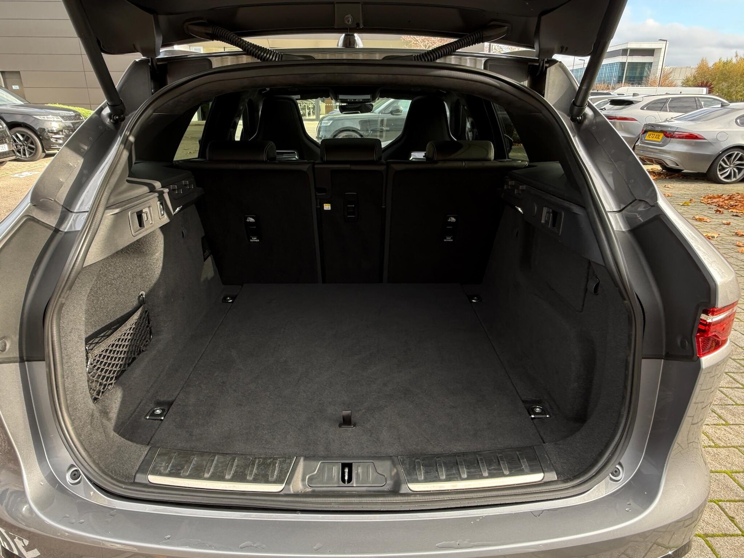 Used Jaguar F-Pace 2023 for sale - 77238451: Photo 28