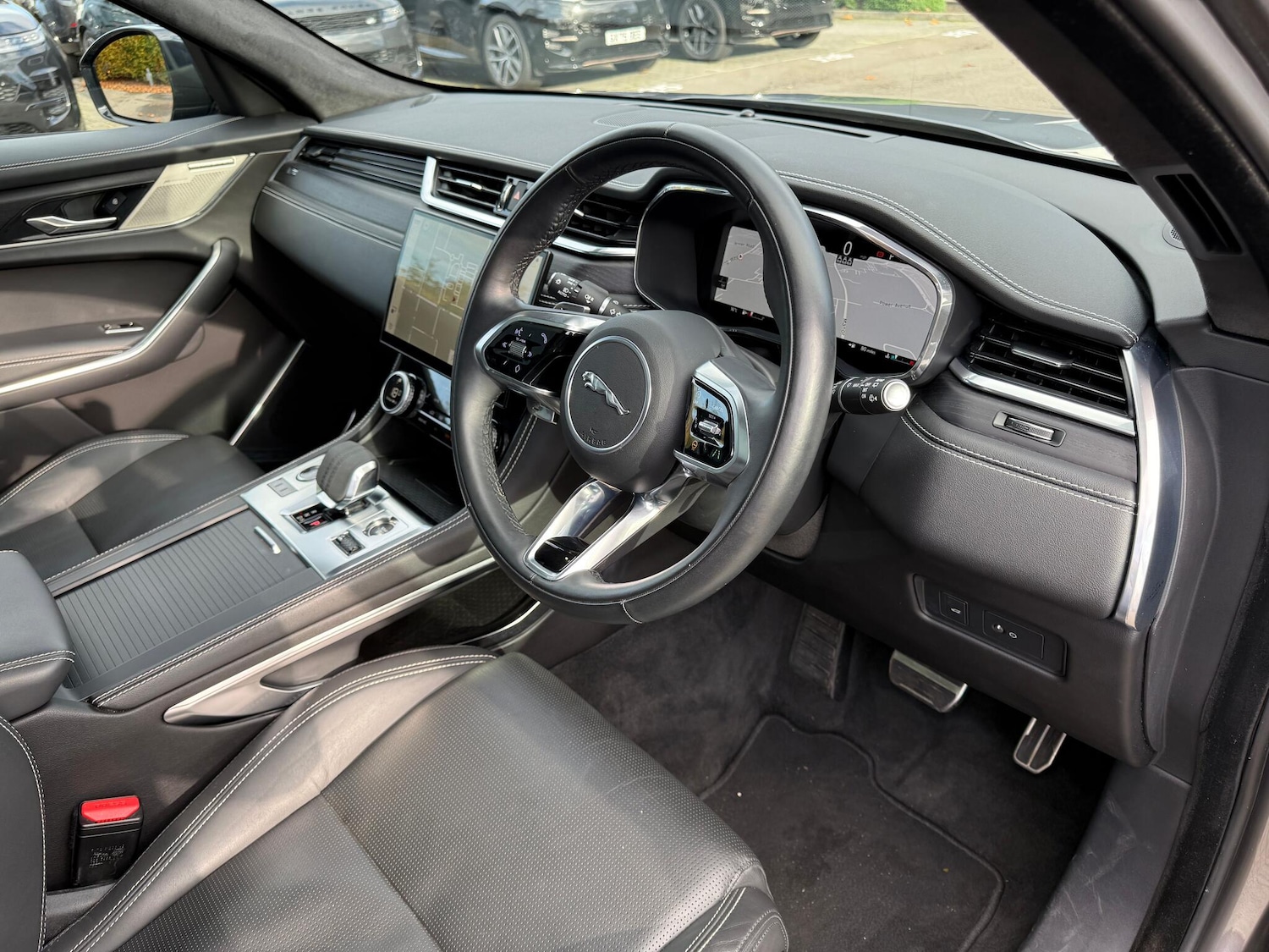 Used Jaguar F-Pace 2023 for sale - 77238451: Photo 38