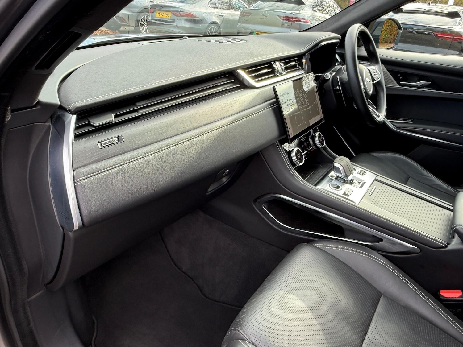 Used Jaguar F-Pace 2023 for sale - 77238451: Photo 40