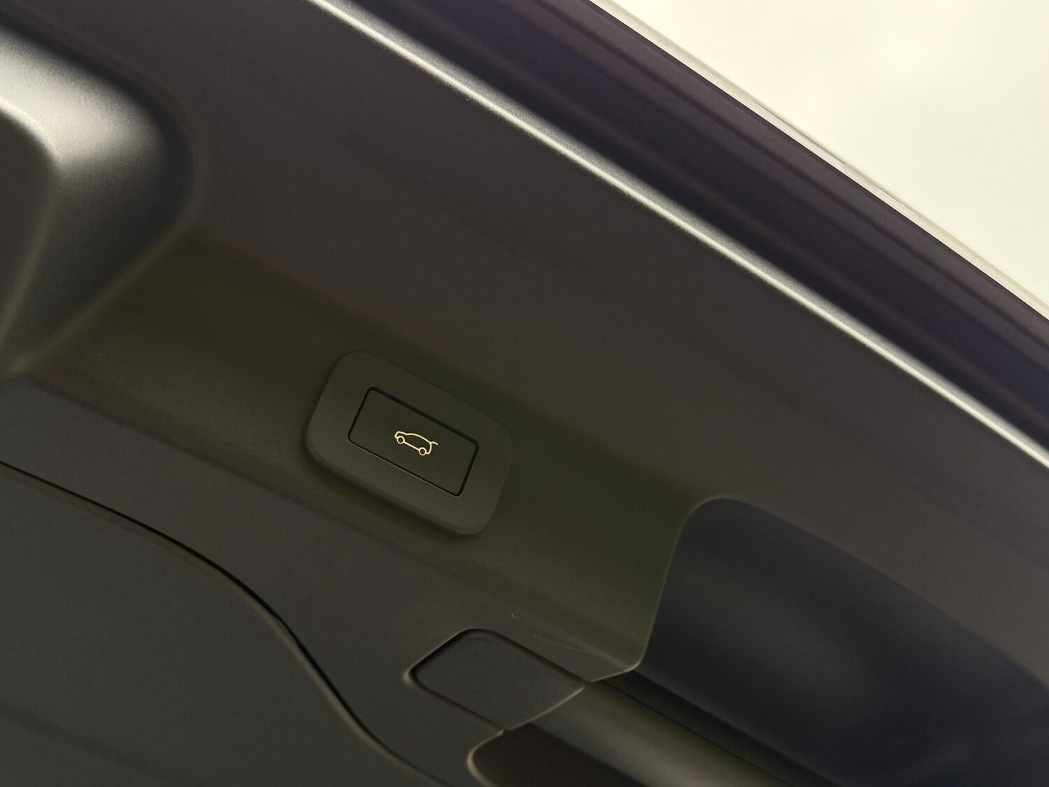 Used Jaguar F-Pace 2024 for sale - 76002558: Photo 31