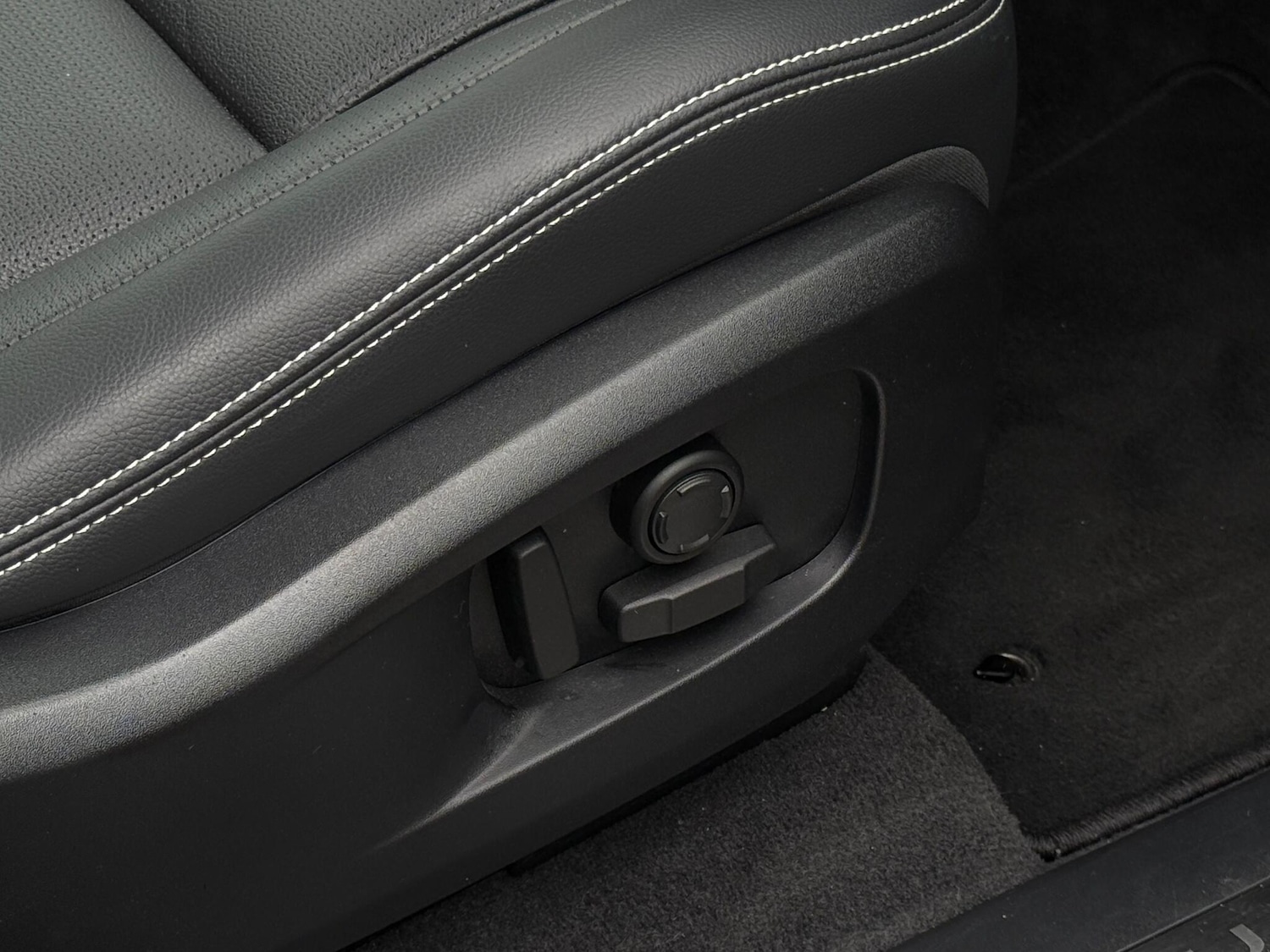 Used Jaguar F-Pace 2024 for sale - 76002558: Photo 42