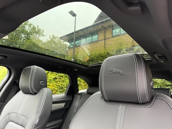 Used Jaguar F-Pace 2024 for sale - 76002558: Photo