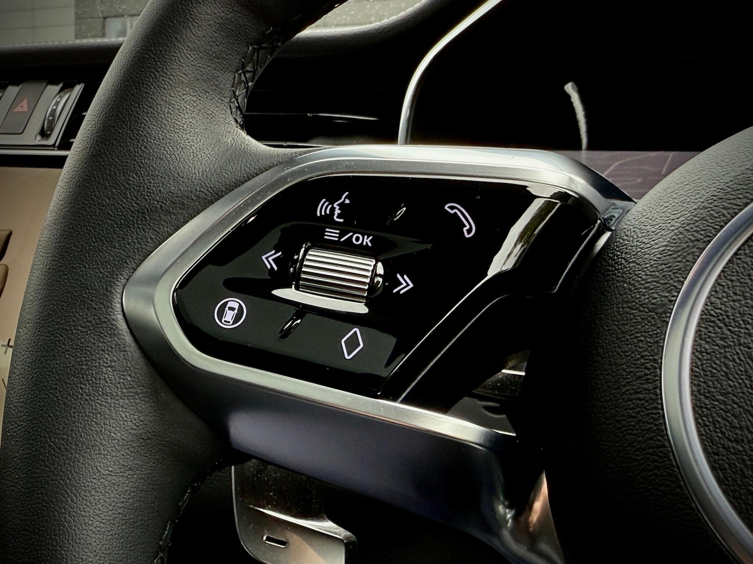 Used Jaguar F-Pace 2024 for sale - 76002558: Photo 56