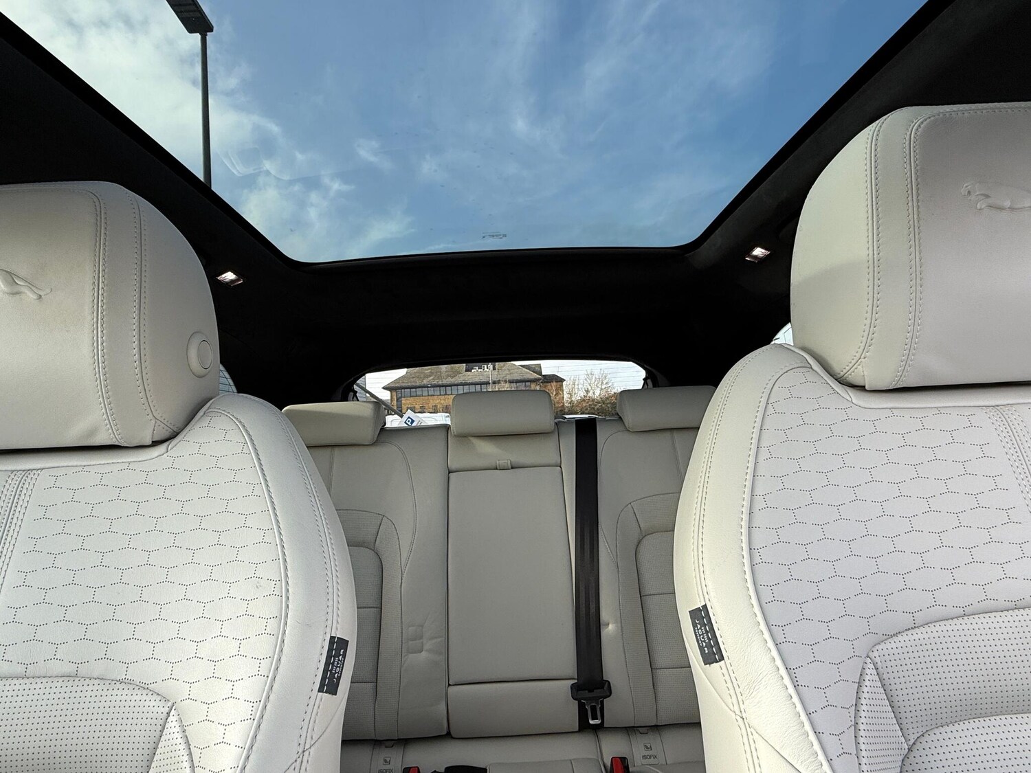 Used Jaguar F-Pace 2024 for sale - 77456123: Photo 31