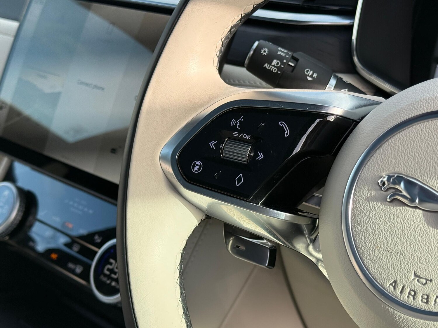 Used Jaguar F-Pace 2024 for sale - 77456123: Photo 39