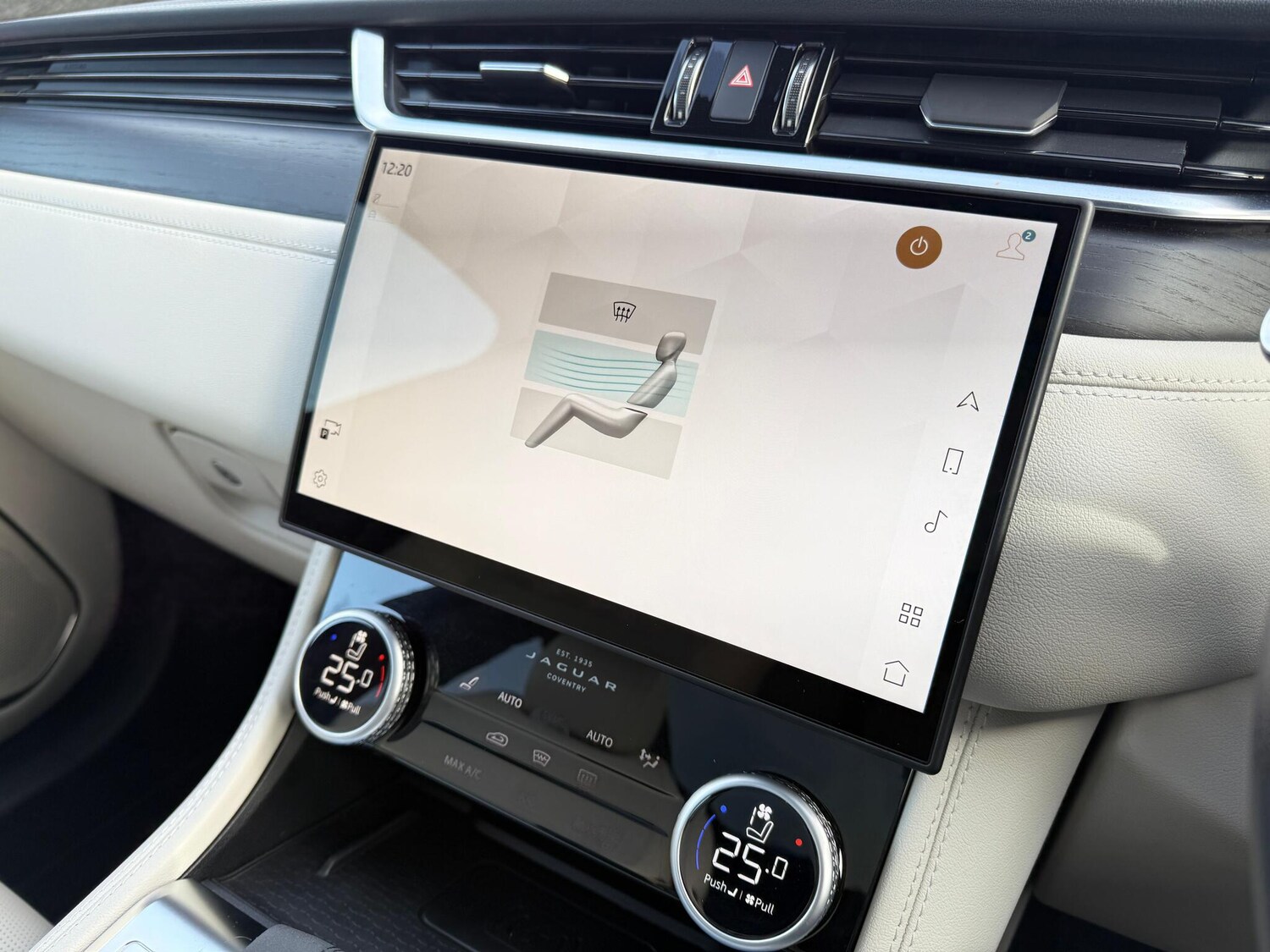 Used Jaguar F-Pace 2024 for sale - 77456123: Photo 46