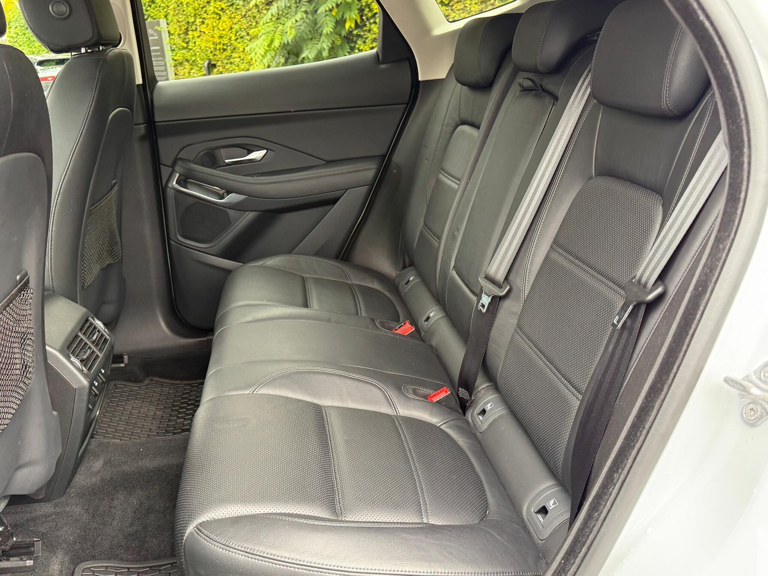 Used Jaguar E-Pace 2017 for sale - 76152250: Photo 40