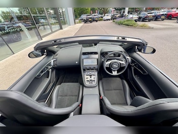 Used Jaguar F-Type 2024 for sale - 75139663: Photo