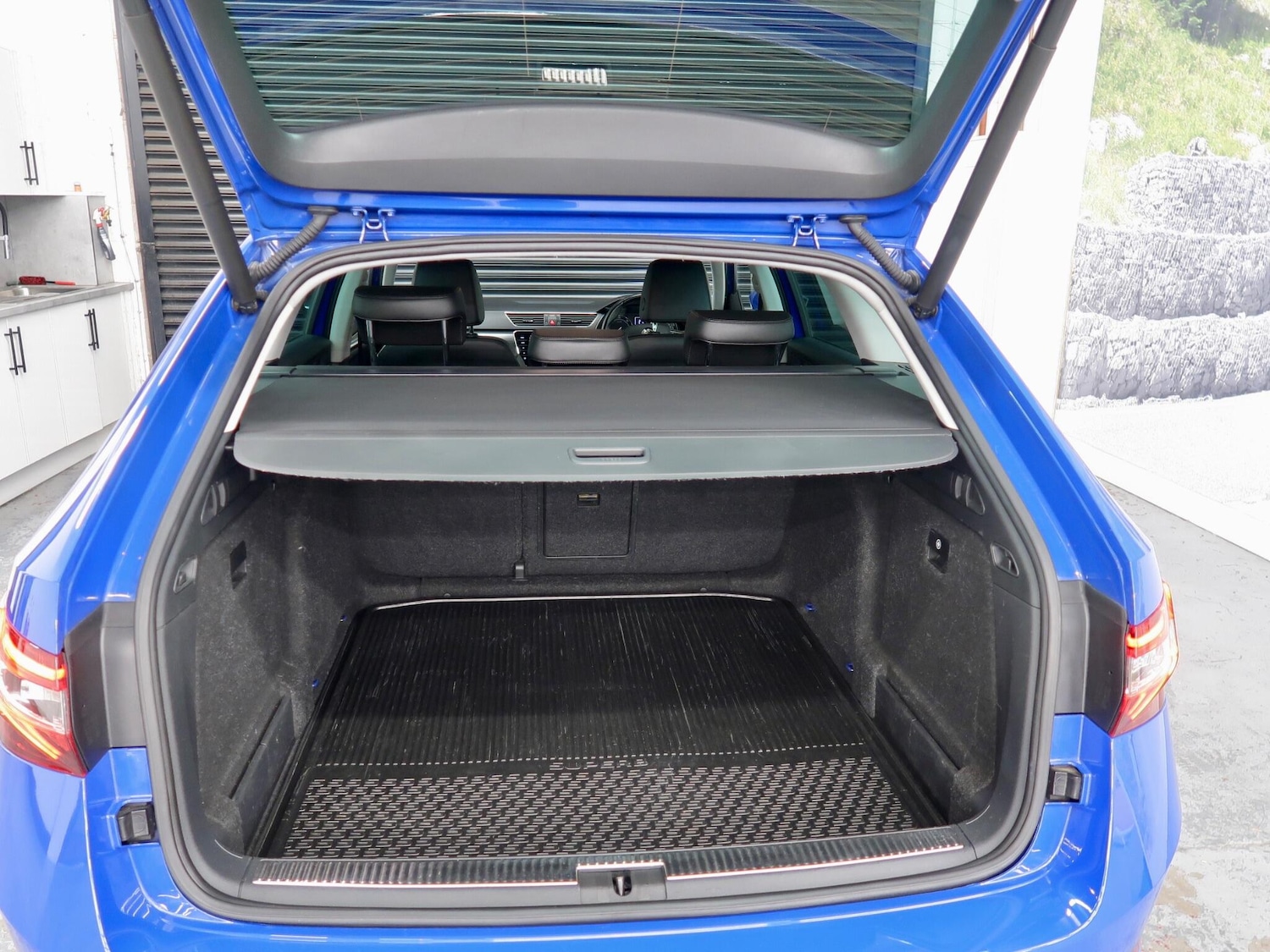 Used Skoda Superb 2018 for sale - 78073170: Photo 47