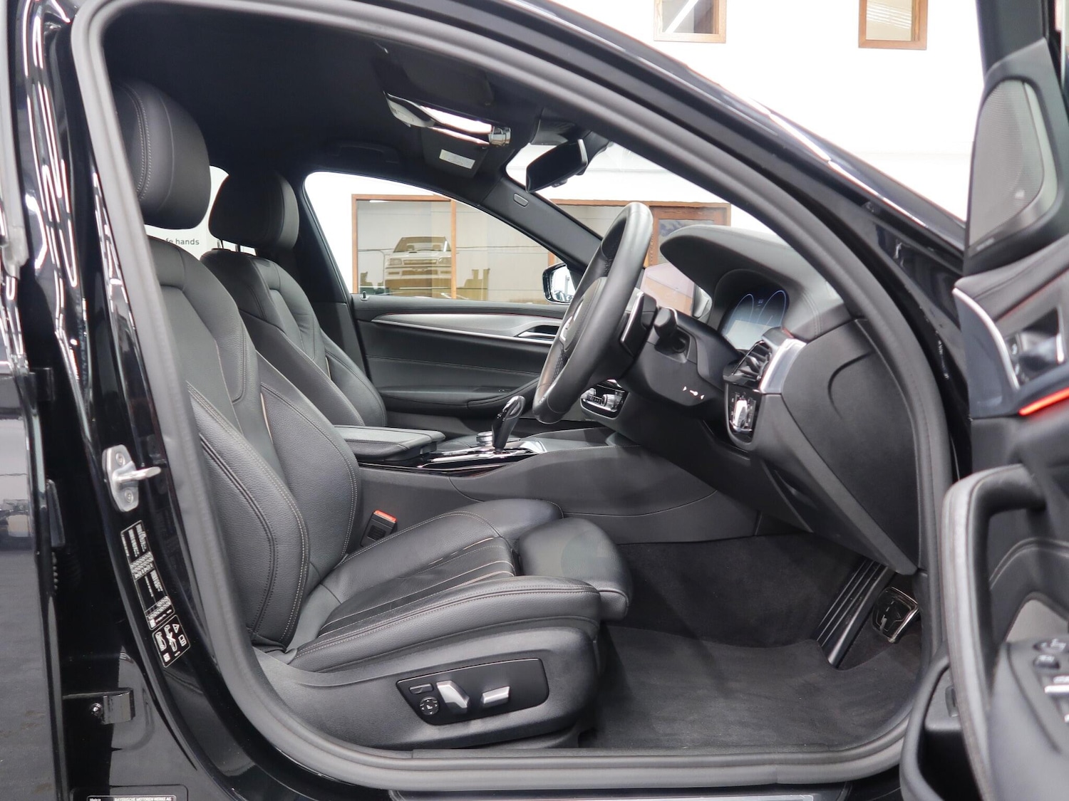 Used BMW 5 Series 2019 for sale - 76990182: Photo 17