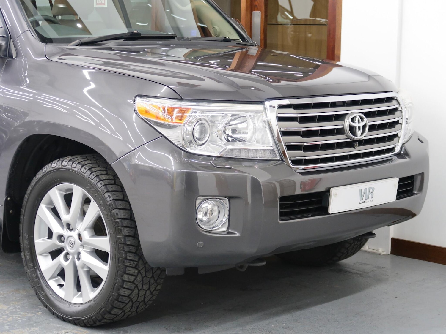 Used Toyota Land Cruiser 2013 for sale - 76743385: Photo 10