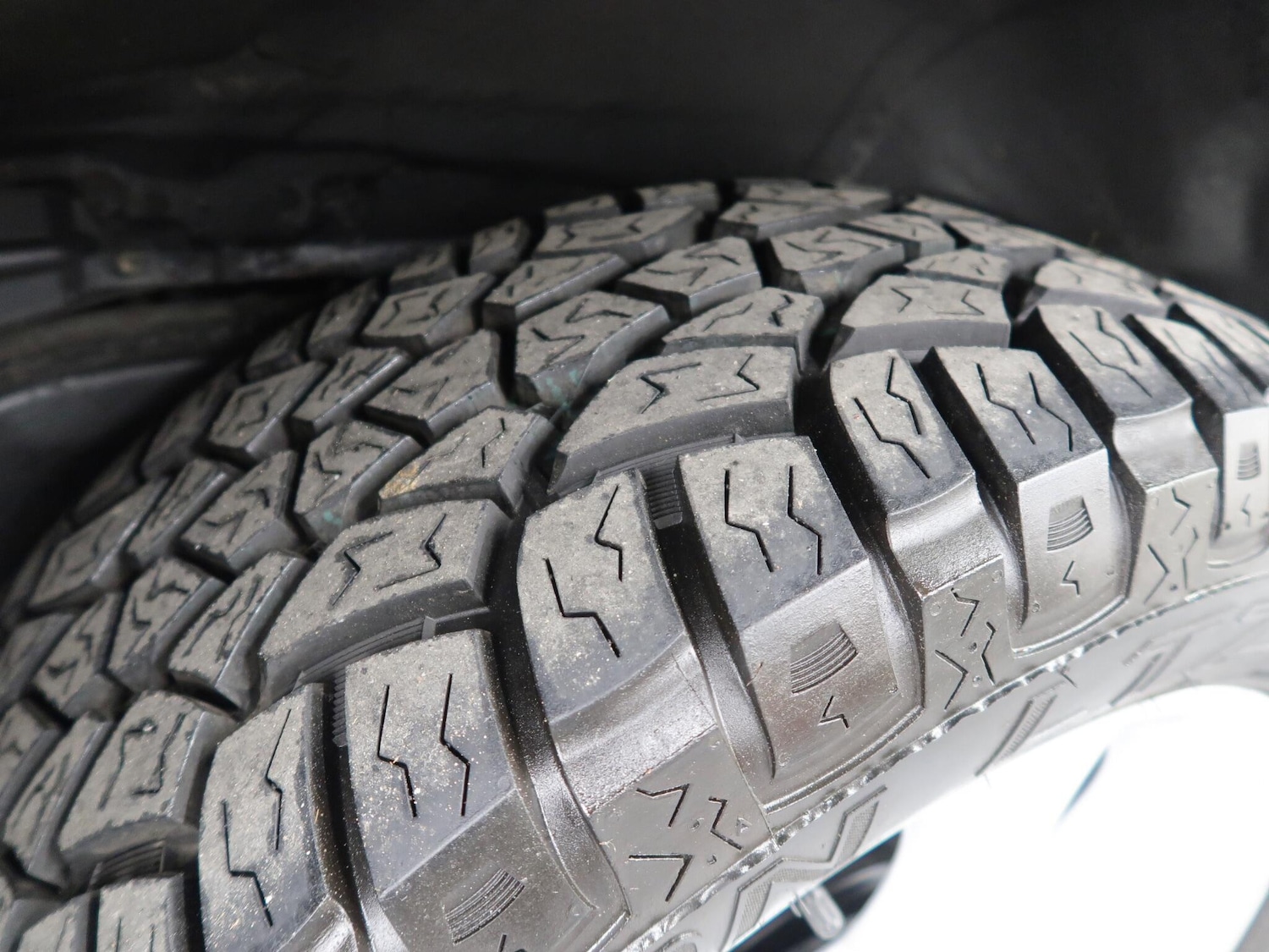 Used Toyota Land Cruiser 2013 for sale - 76743385: Photo 11