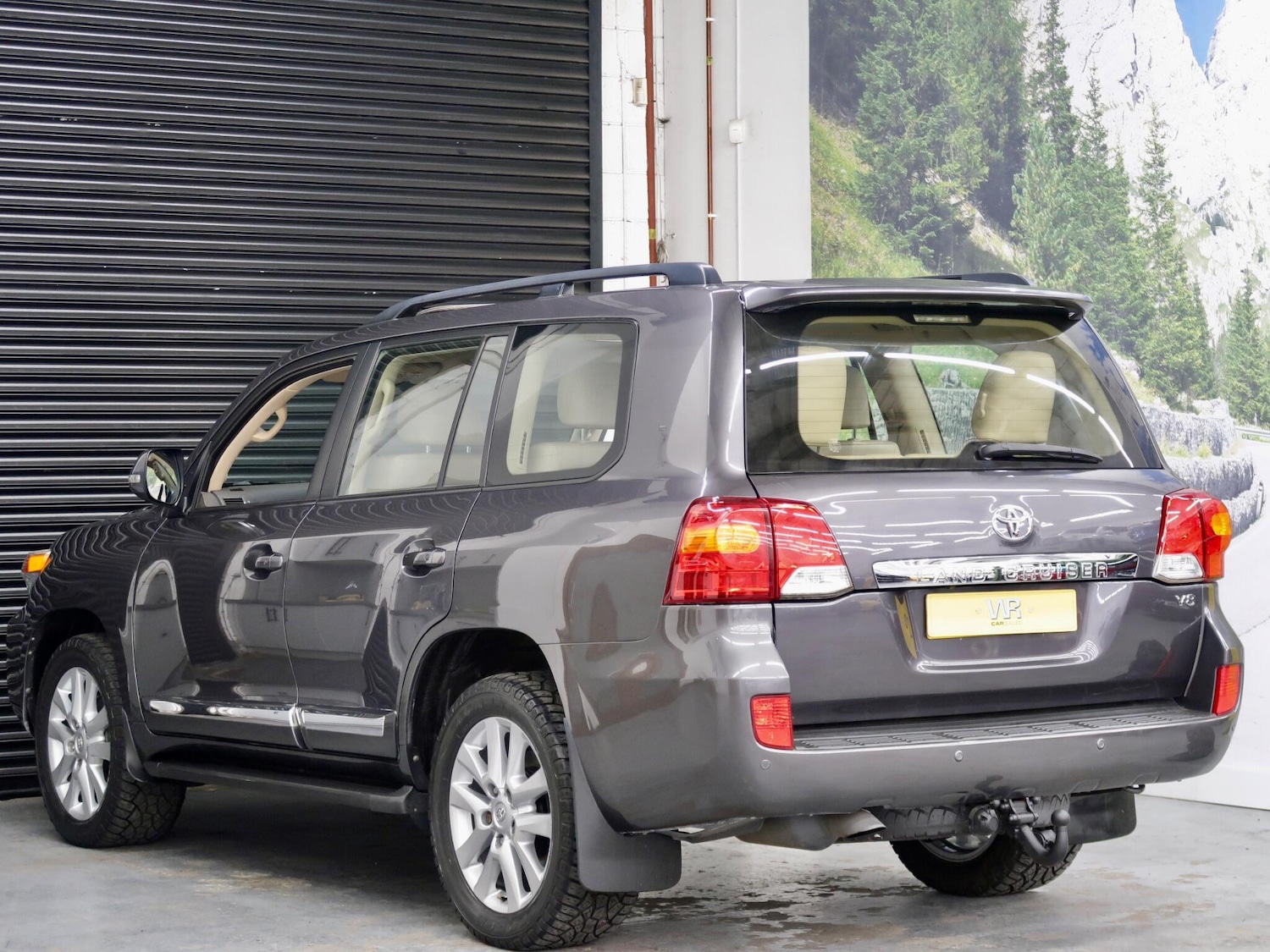 Used Toyota Land Cruiser 2013 for sale - 76743385: Photo 14