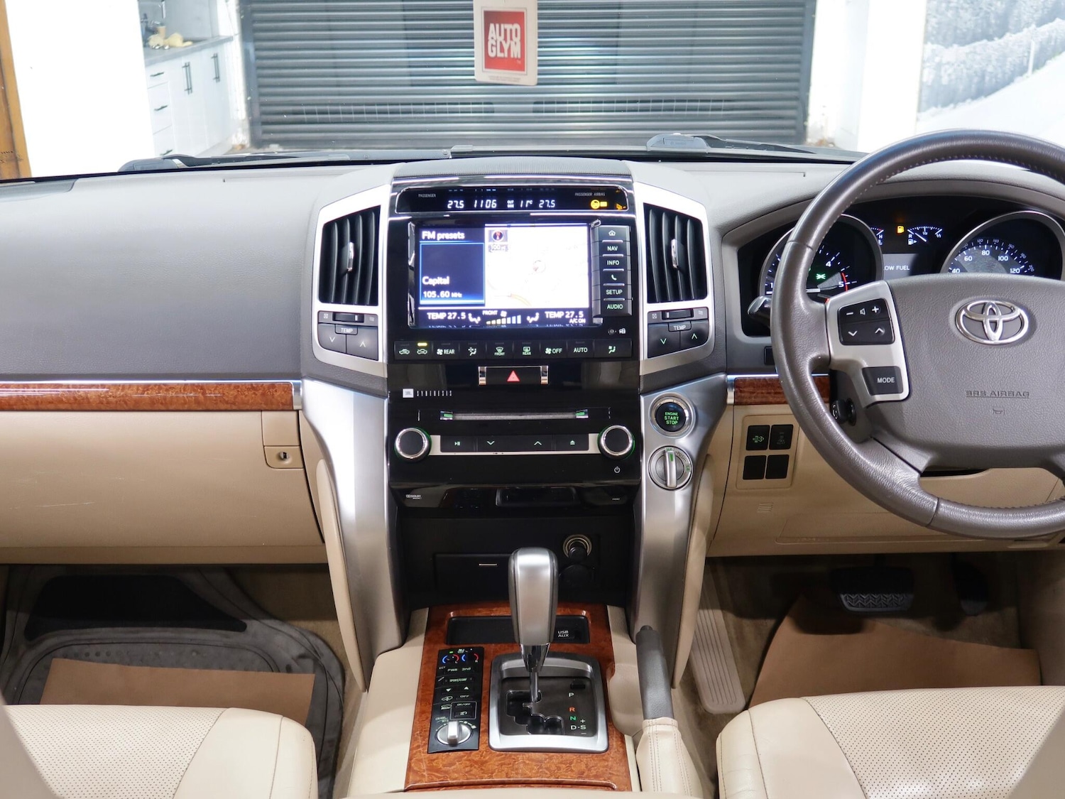 Used Toyota Land Cruiser 2013 for sale - 76743385: Photo 18