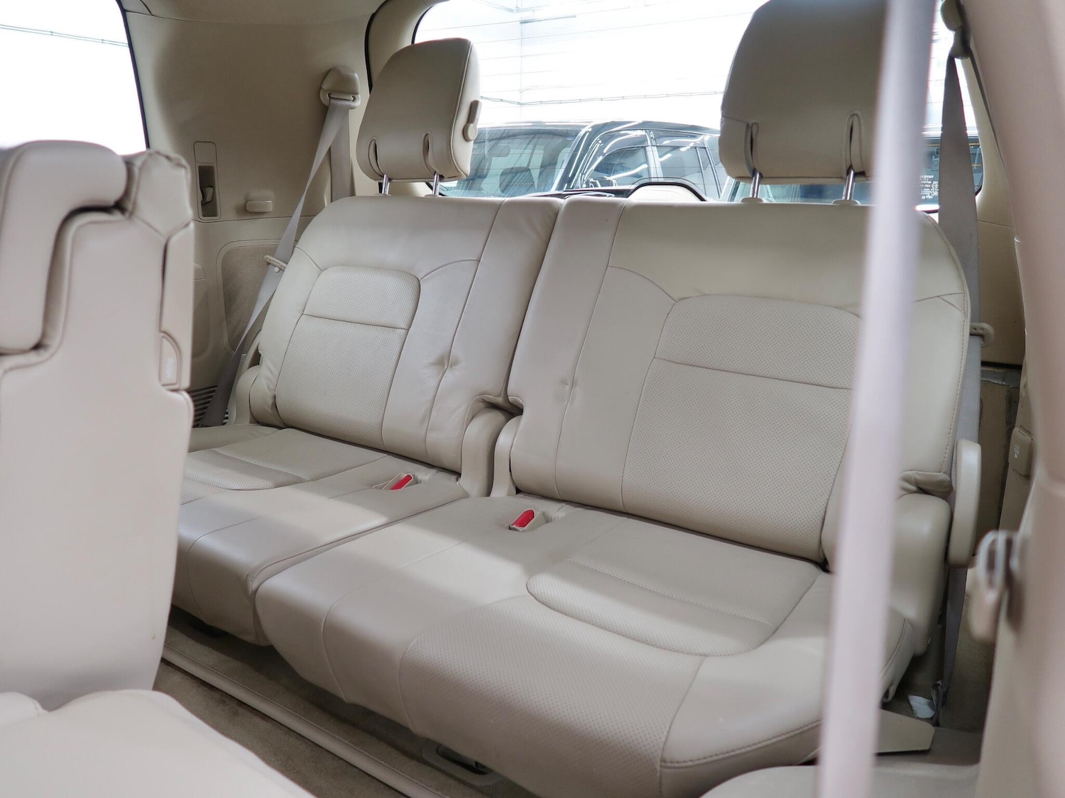 Used Toyota Land Cruiser 2013 for sale - 76743385: Photo 24