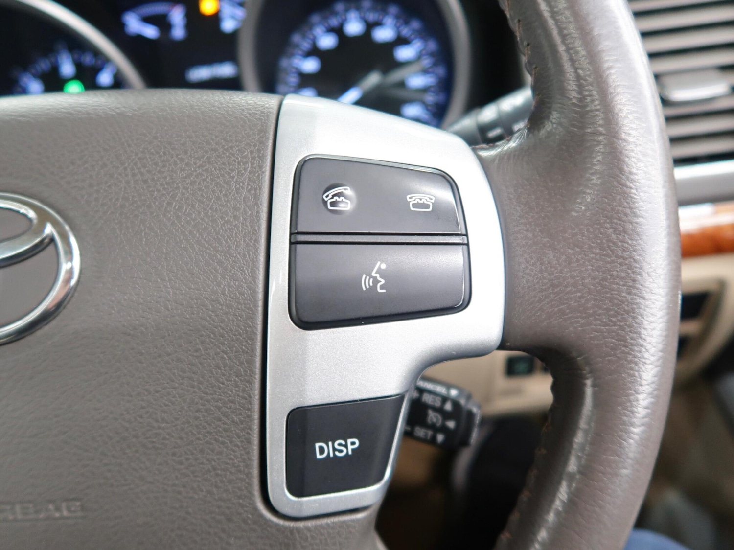 Used Toyota Land Cruiser 2013 for sale - 76743385: Photo 30