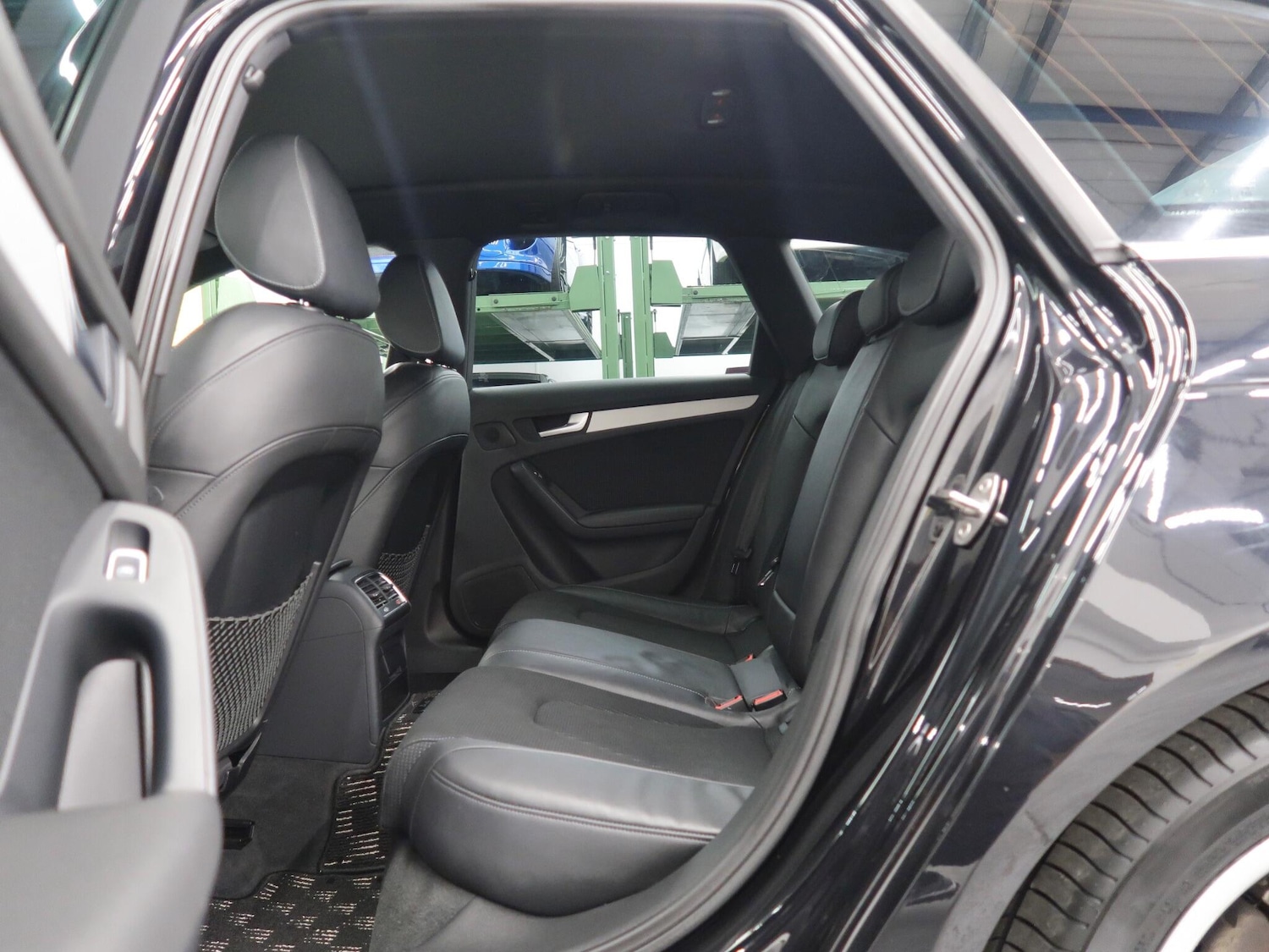 Used Audi A4 Avant for sale - 76801695: Photo 25