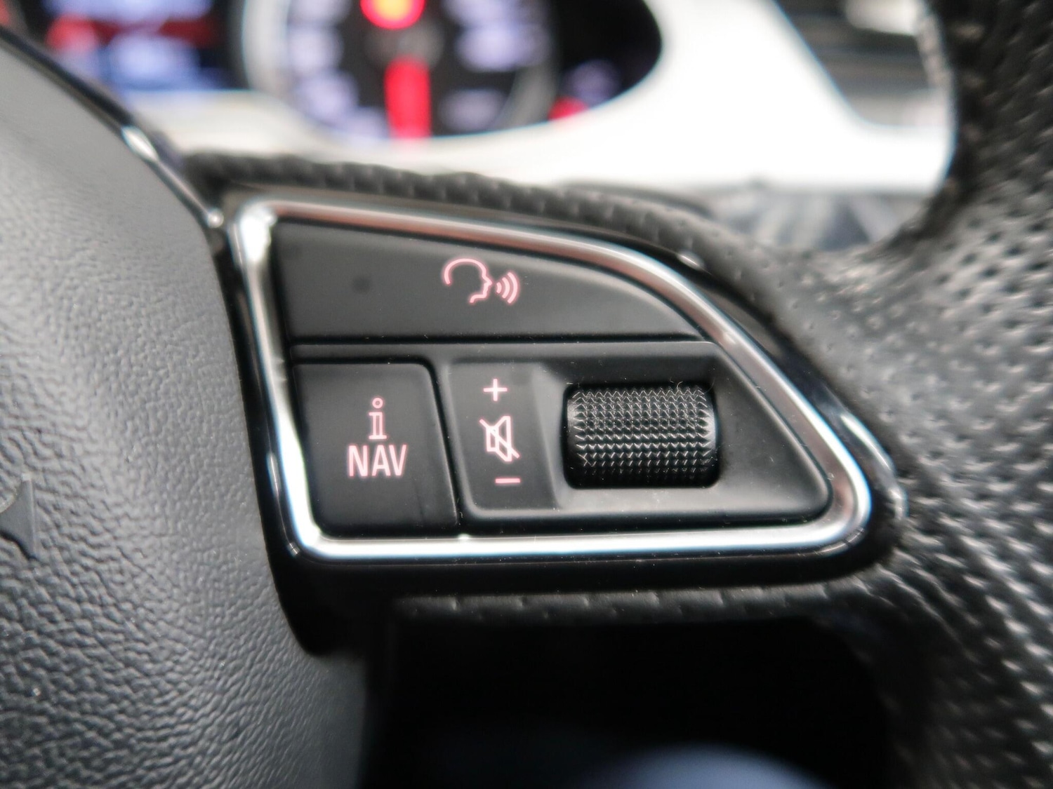 Used Audi A4 Avant for sale - 76801695: Photo 31