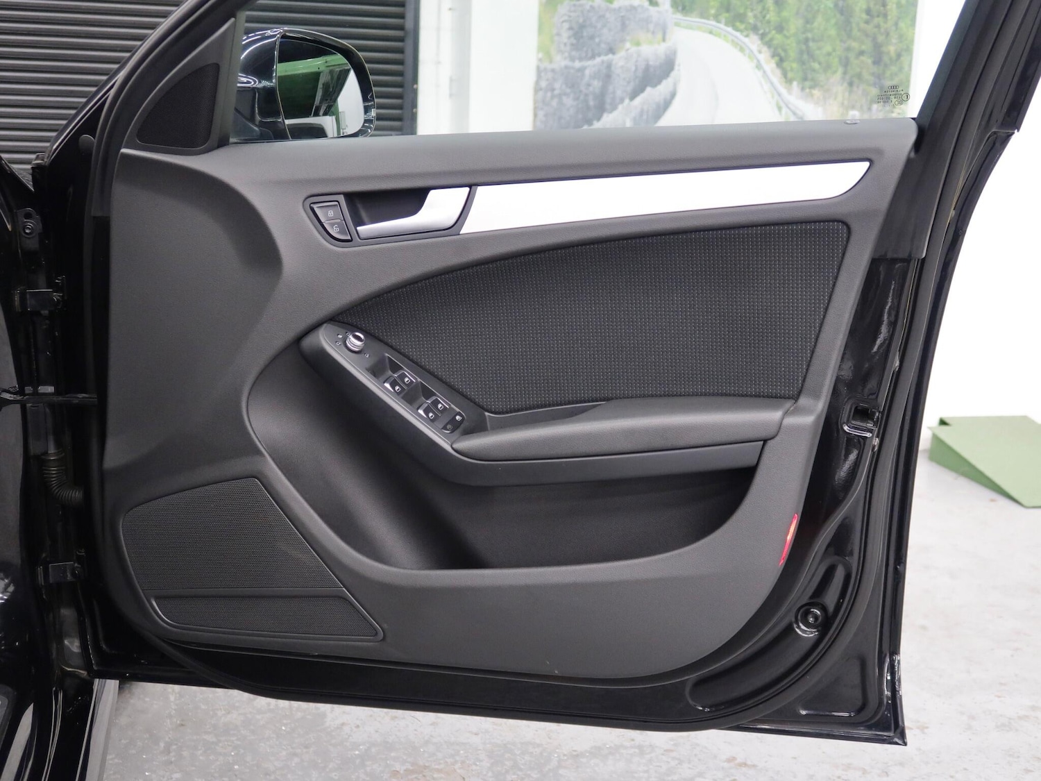 Used Audi A4 Avant for sale - 76801695: Photo 38