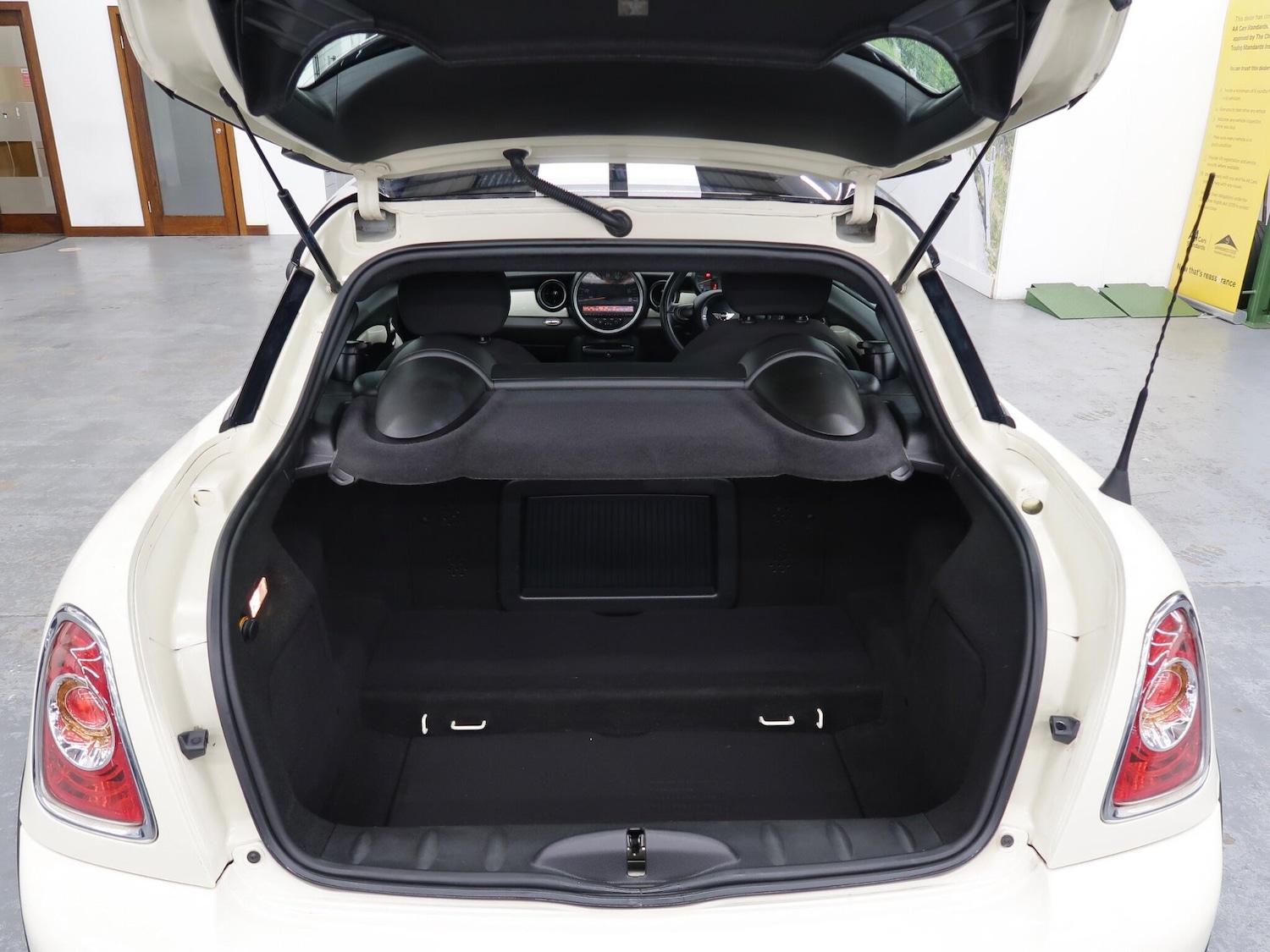 Used MINI Coupe 2015 for sale - 77216340: Photo 35