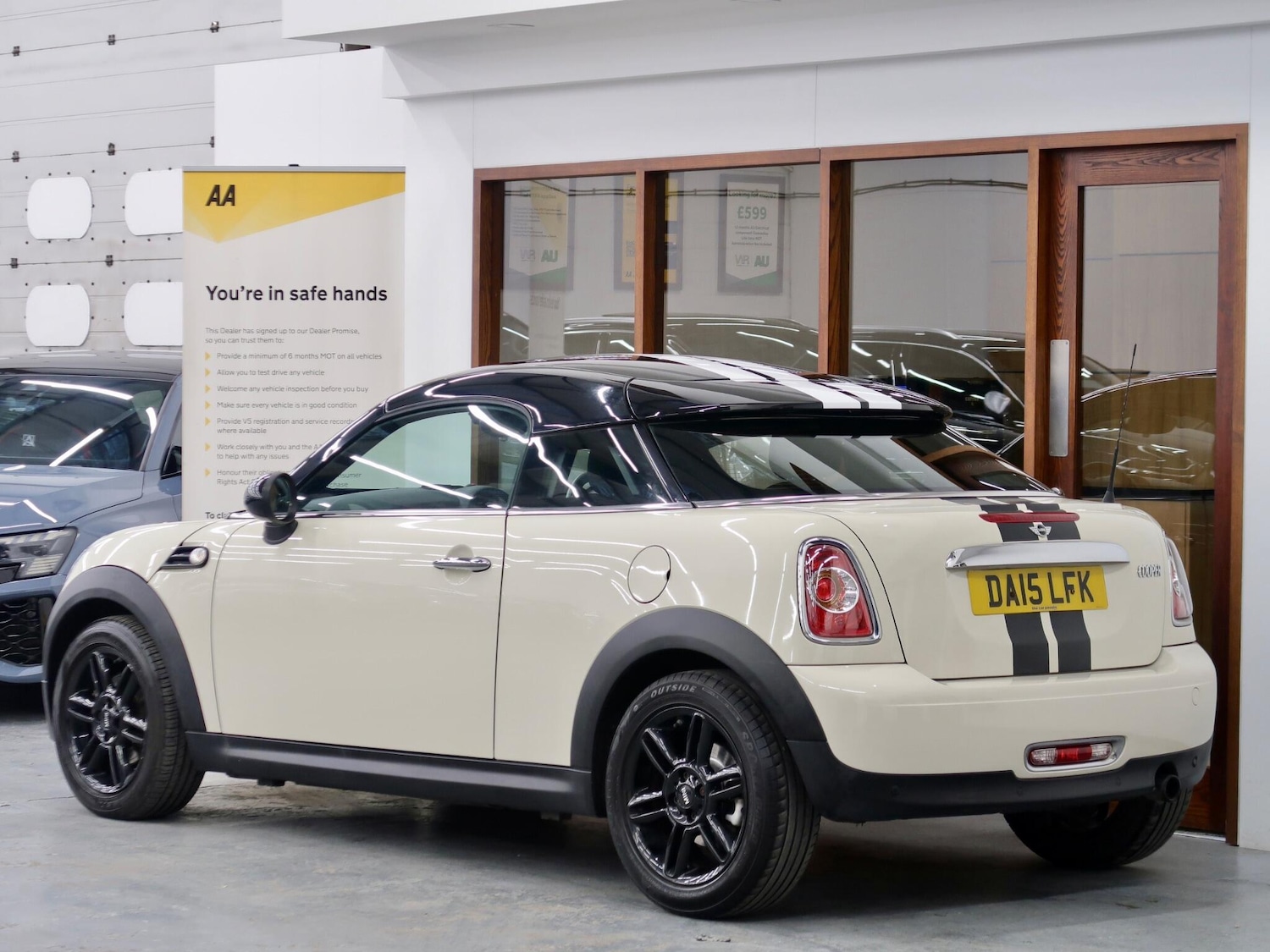 Used MINI Coupe 2015 for sale - 77216340: Photo 4