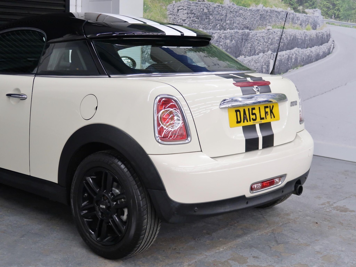 Used MINI Coupe 2015 for sale - 77216340: Photo 8