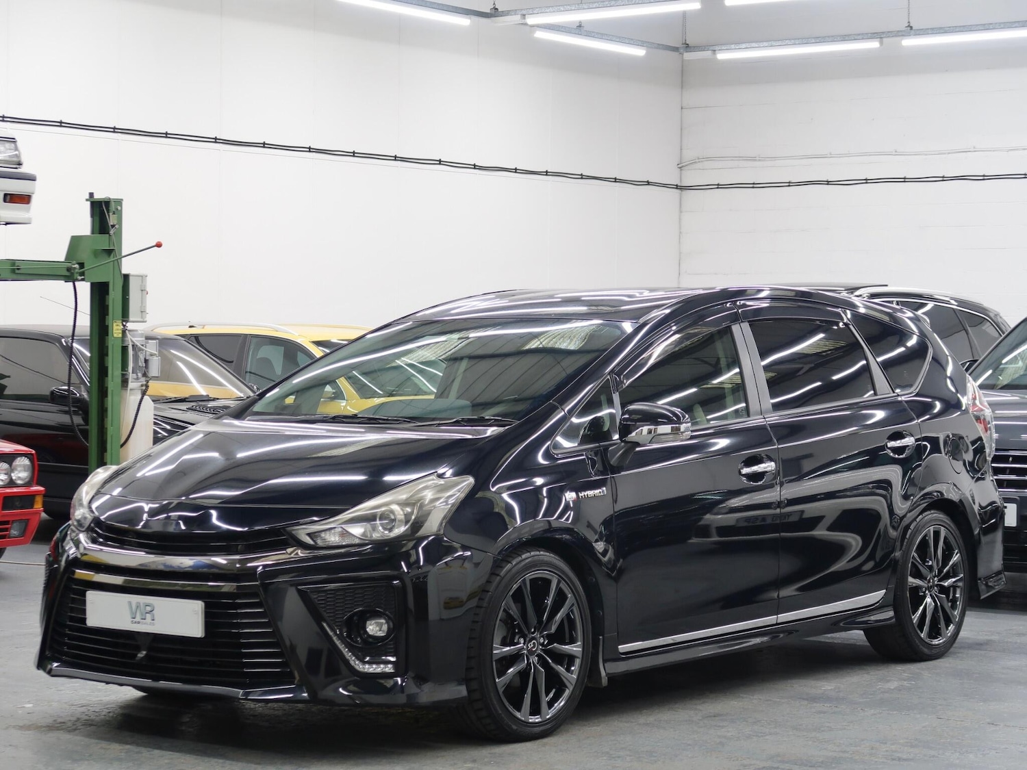 Used Toyota Prius 2025 for sale - 77670601: Photo 2