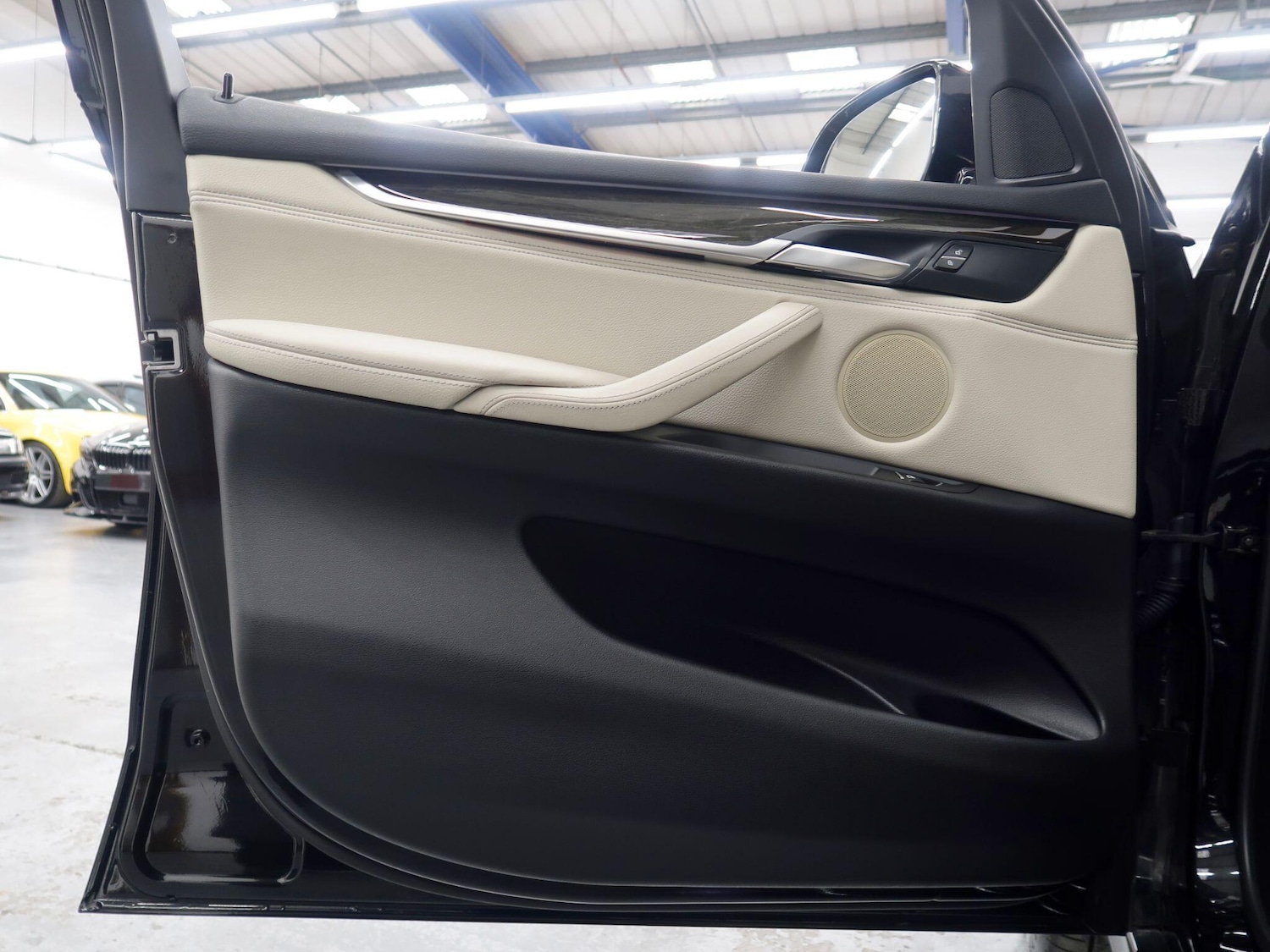 Used BMW X5 2025 for sale - 76389231: Photo 31