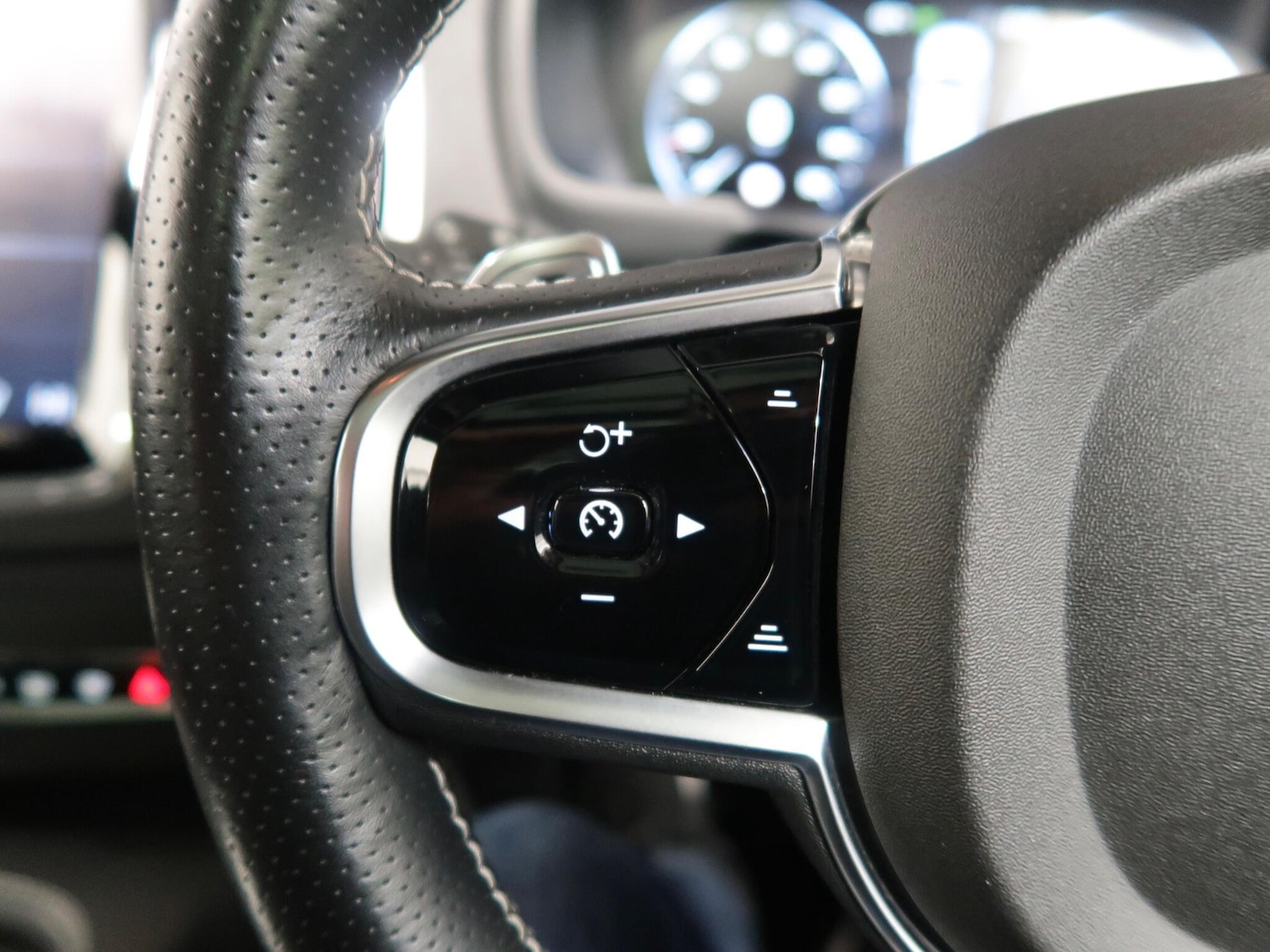 Used Volvo XC90 2026 for sale - 78007401: Photo 33