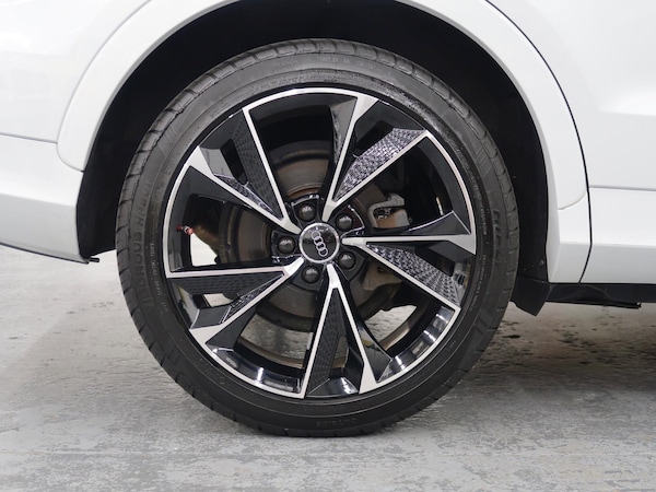 Used Audi Q3 2014 for sale - 76032756: Photo 49