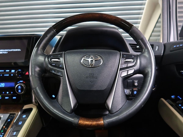 Used Toyota Alphard 2016 for sale - 72936533: Photo 11