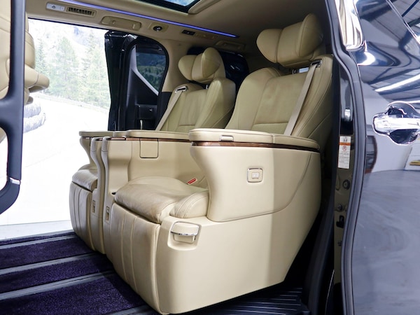 Used Toyota Alphard 2016 for sale - 72936533: Photo 34