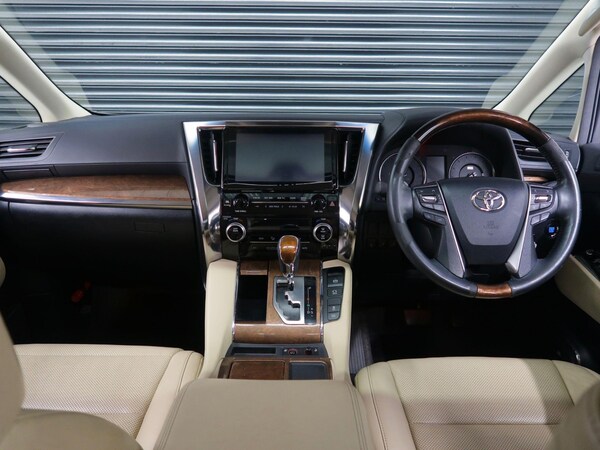 Used Toyota Alphard 2016 for sale - 72936533: Photo 49