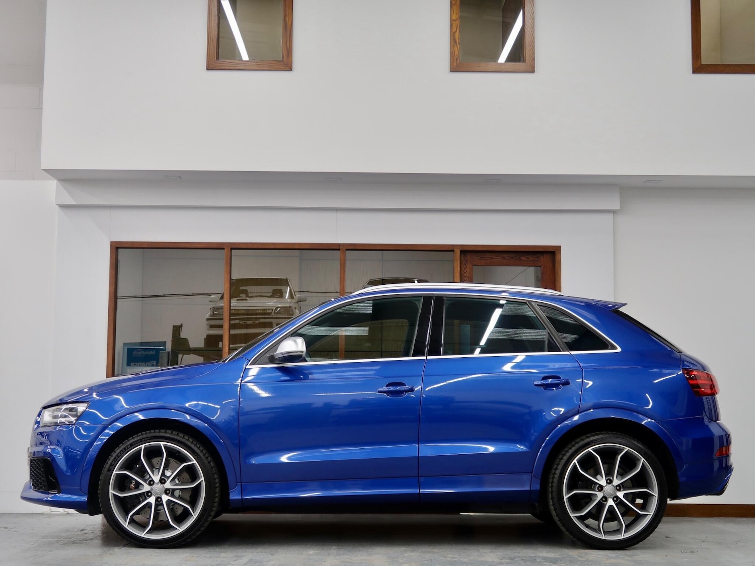 Used Audi RS Q3 2025 for sale - 77001653: Photo 9