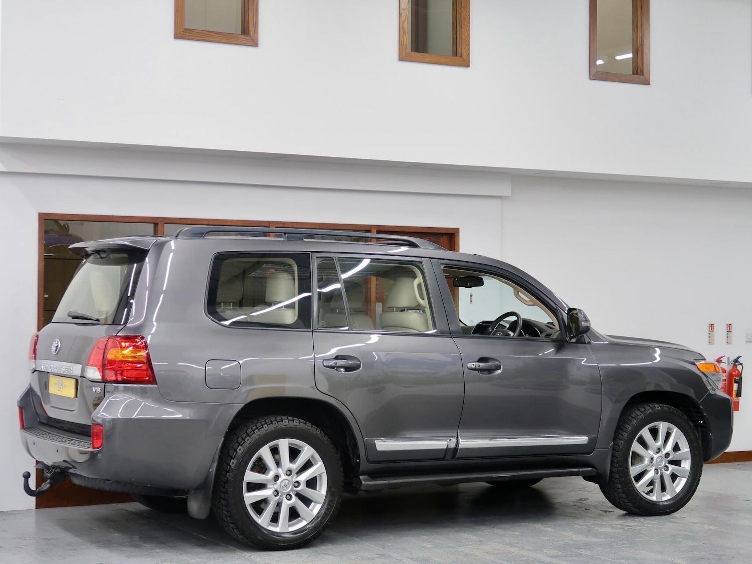 Used Toyota Land Cruiser 2013 for sale - 77067130: Photo 13