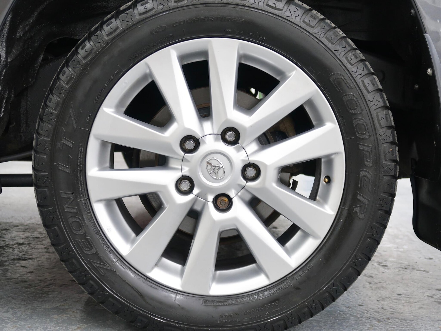 Used Toyota Land Cruiser 2013 for sale - 77067130: Photo 41