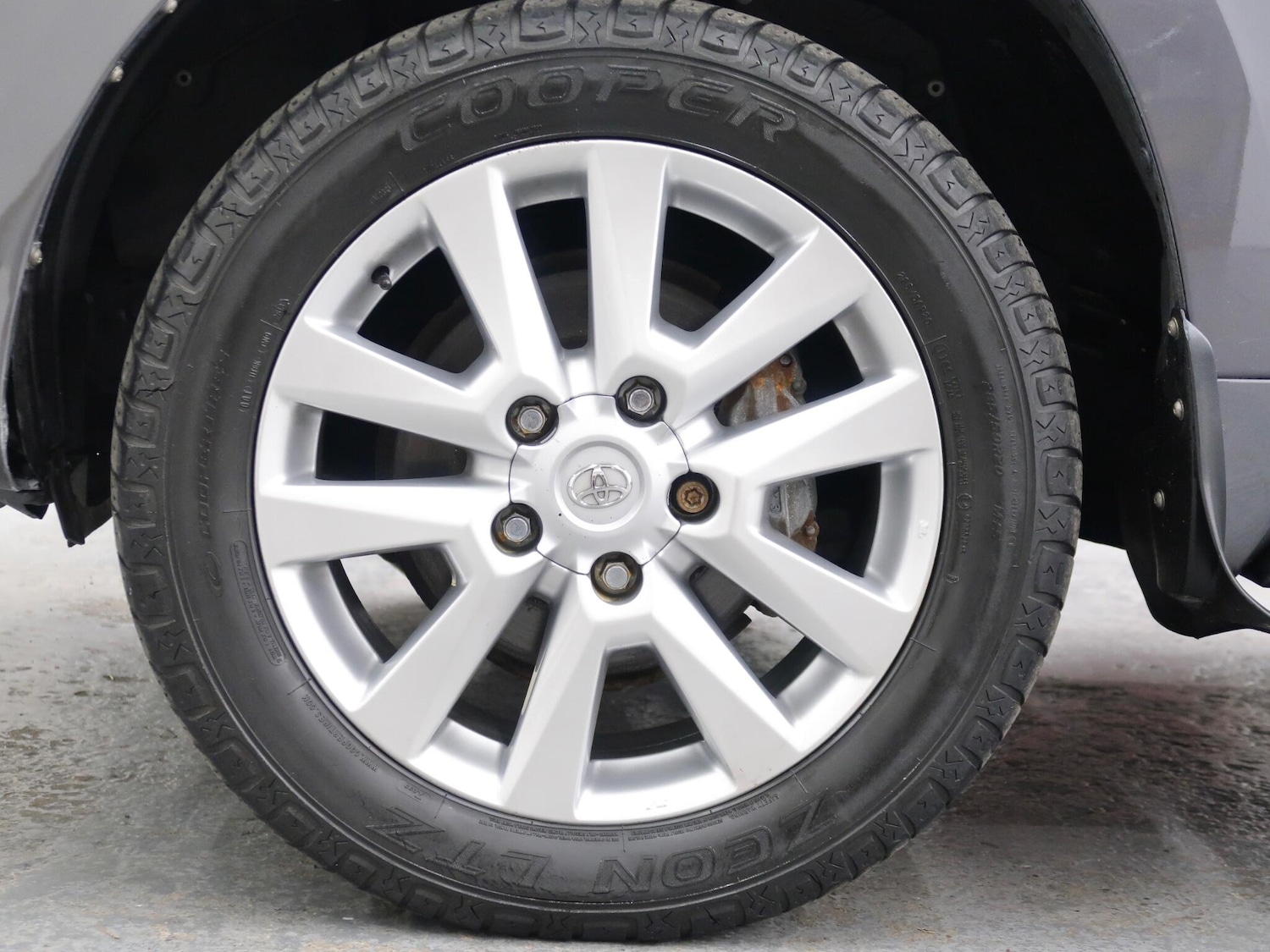 Used Toyota Land Cruiser 2013 for sale - 77067130: Photo 42