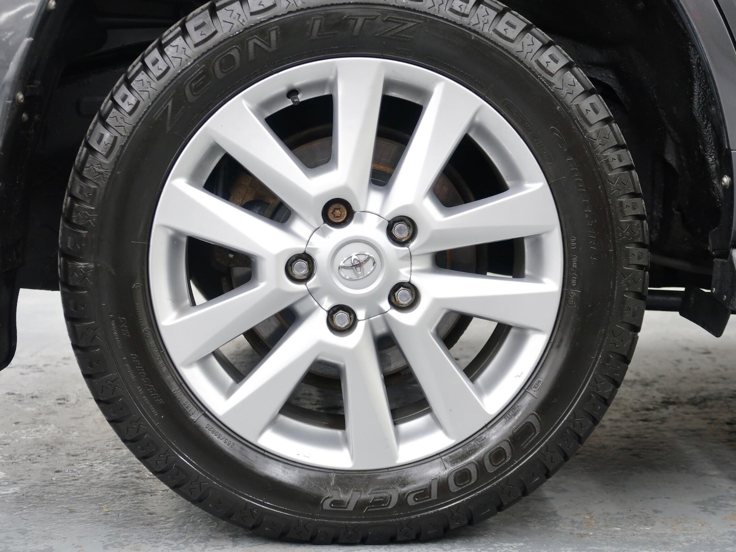 Used Toyota Land Cruiser 2013 for sale - 77067130: Photo 43