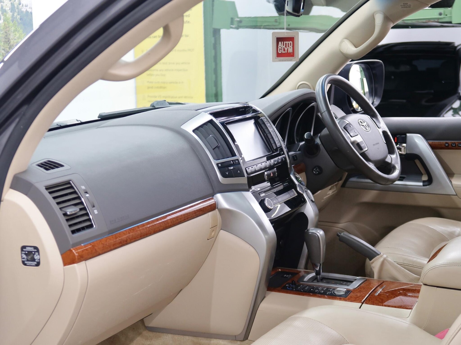 Used Toyota Land Cruiser 2013 for sale - 77067130: Photo 62