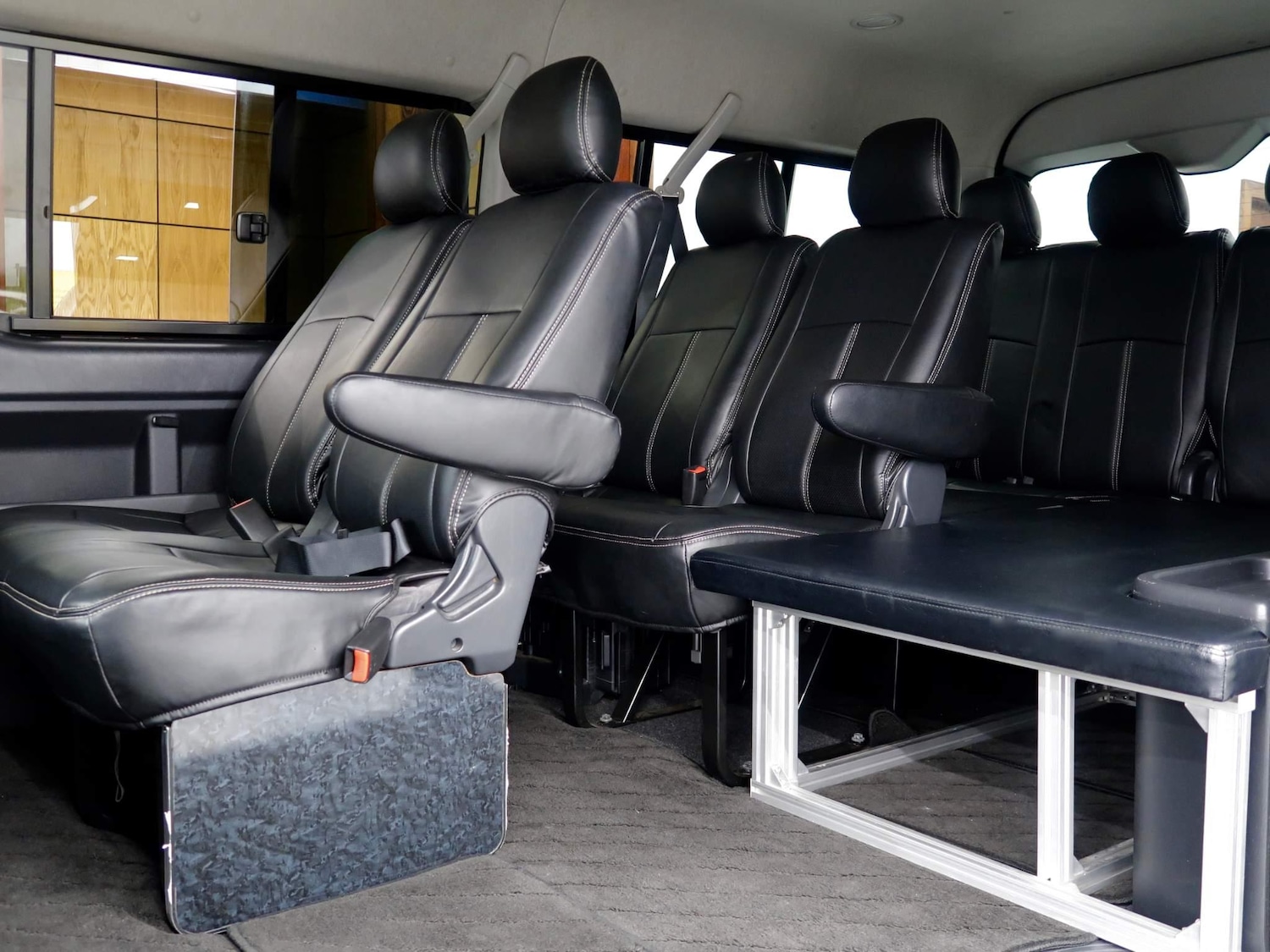 Used Toyota HiAce 2024 for sale - 77001656: Photo 28