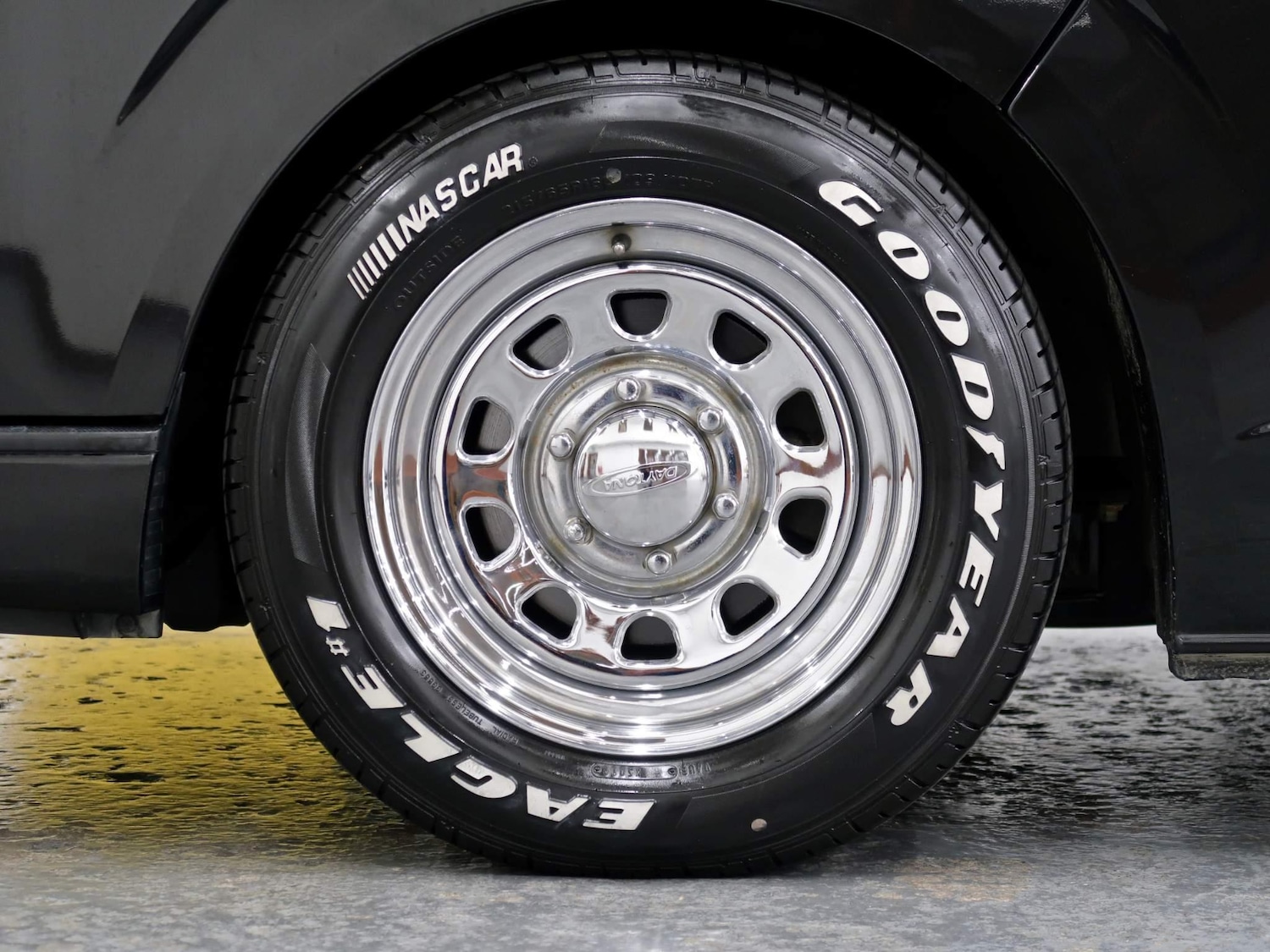 Used Toyota HiAce 2024 for sale - 77001656: Photo 34